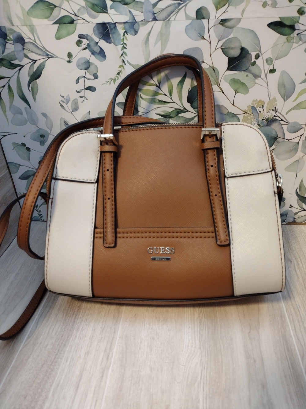 GUESS Two-Tone Tan and White Satchel Bag - Picture 1 of 10
